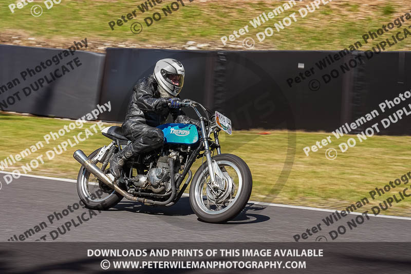 cadwell park;cadwell park photographs;cadwell trackday photographs;enduro digital images;event digital images;eventdigitalimages;peter wileman photography;racing digital images;trackday digital images;trackday photos